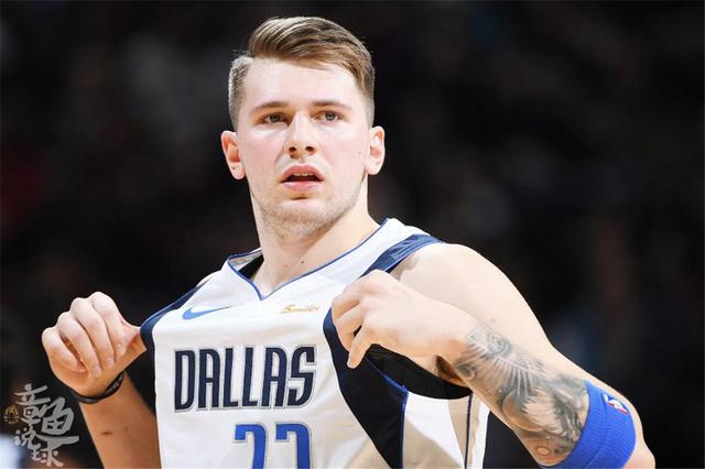 显露出丝毫 显露出丝毫